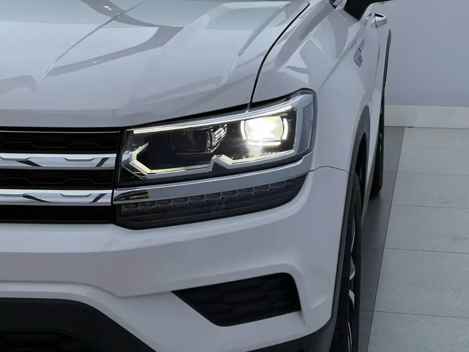 Volkswagen Tharu tuyue 2022 280TSI 2WD Deluxe Edition 2022 — thumbnail 2