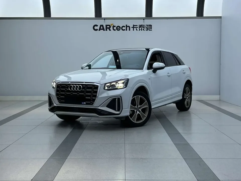 Audi Q2L Audi Q2L 2022 35 TFSI Stylish Dynamic 2022 — photo 1, buy with delivery to Moscow