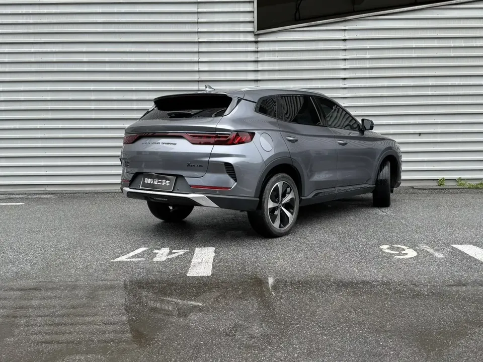 BYD Song PLUS DM Song PLUS DM 2021 DM-i 51KM 2WD Premium 2022 — thumbnail 2