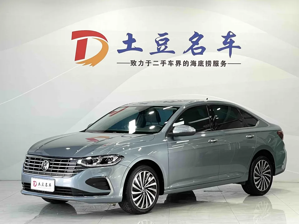 Volkswagen Lavida Lavida 2023 280TSI DSG Yongyi Edition 2022 — photo 1, buy with delivery to Moscow