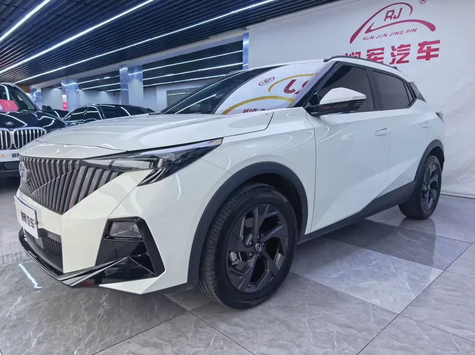 GAC Trumpchi GS3 Trumpchi GS3 2024 Shadow Speed 270T Max Intelligence 2025 — photo 1, buy with delivery to Moscow