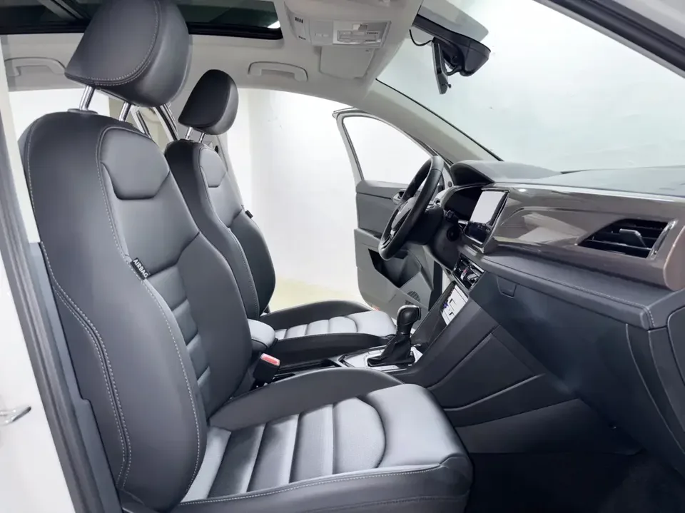 Volkswagen Tharu tuyue 2022 280TSI 2WD Deluxe Edition 2022 — thumbnail 5