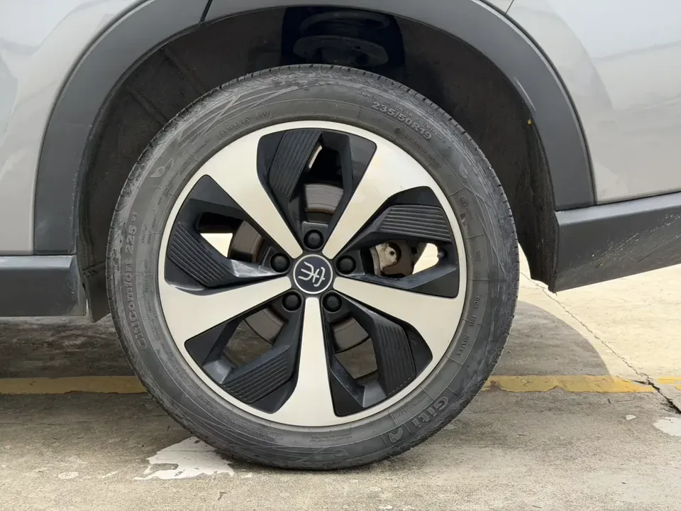 BYD Song PLUS DM Song PLUS DM 2021 DM-i 110KM 2WD Flagship 2022 — thumbnail 3