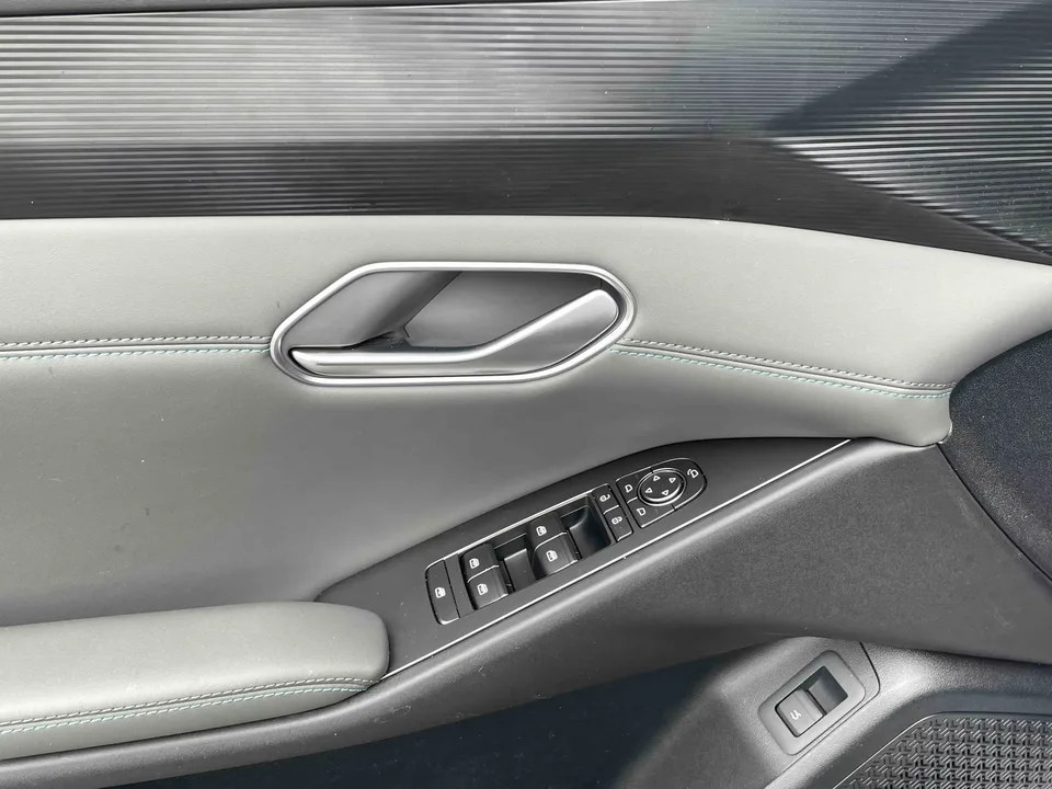 BYD Qin L EV Qin L EV 2025 470KM Leading Model 2026 — thumbnail 4