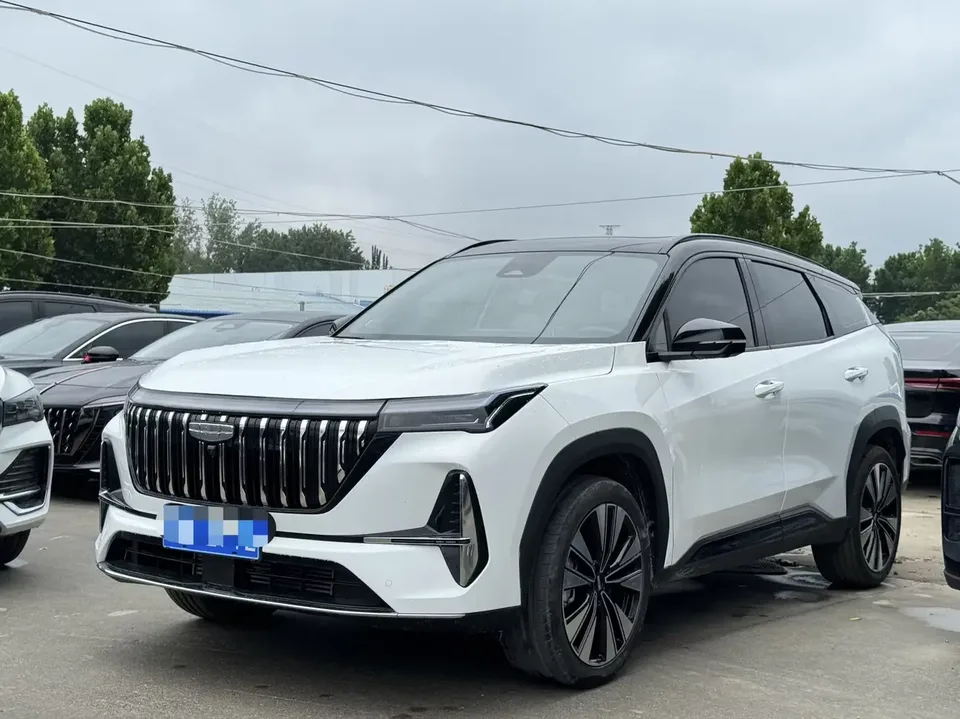 Geely Atlas L Boyue L 2025 The fourth generation 1.5TD DCT Jinxiu 2025 — фото 1, купить с доставкой в Москву