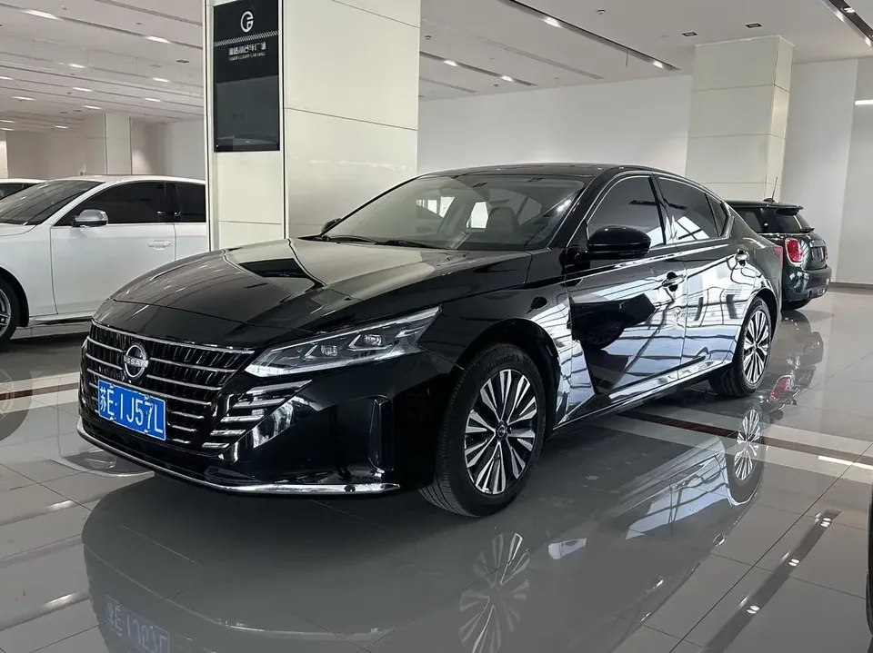 Nissan Altima Sound of nature 2022 2.0L XL-TLS Enjoy Edition 2023 — photo 1, buy with delivery to Moscow