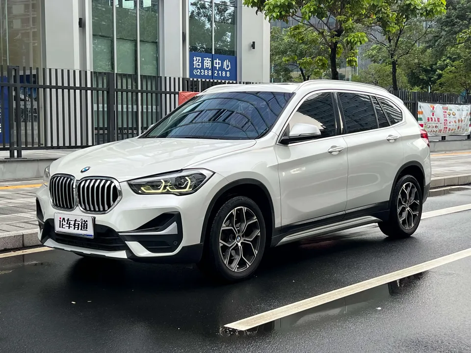 BMW X1 BMW X1 2022 sDrive20Li Fashion 2022 — photo 1, buy with delivery to Moscow