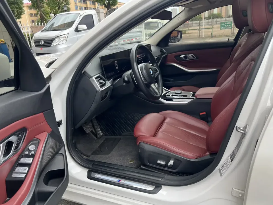 BMW 3 Series BMW 3 Series 2023 320Li M Sport Package 2023 — миниатюра 3