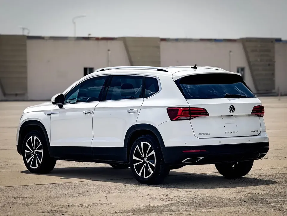 Volkswagen Tharu tuyue 2022 280TSI 2WD Deluxe Edition 2022 — thumbnail 2