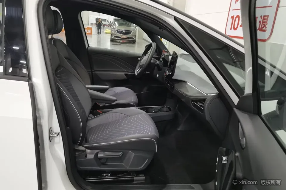 Volkswagen ID.3 Volkswagen ID.3 2024 Pure Smart Edition 2024 — thumbnail 5