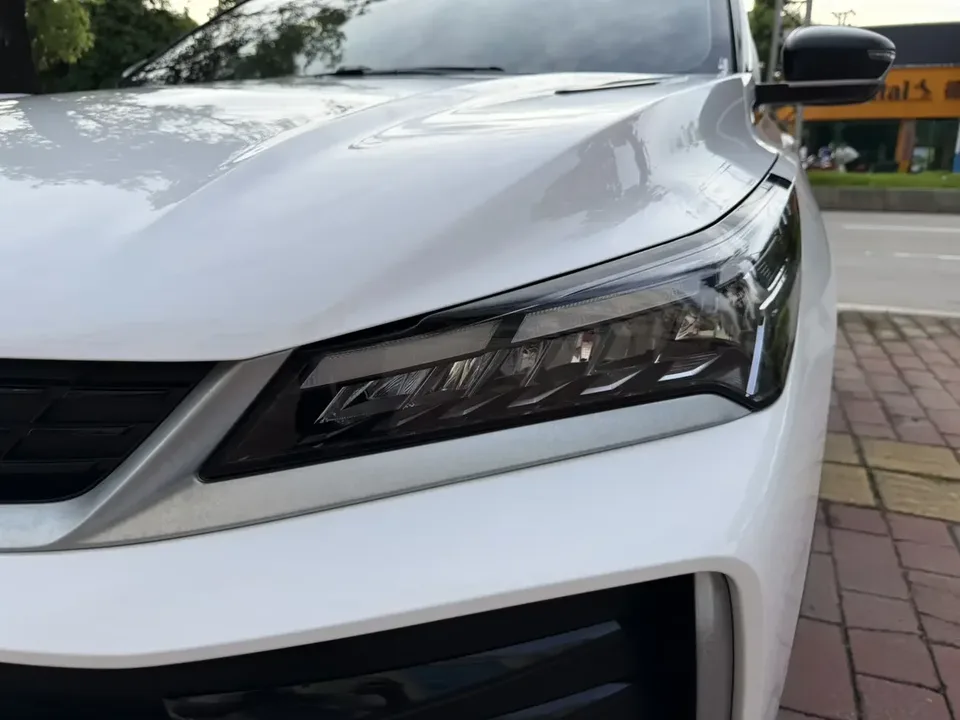 Geely Coolray SX11 Binyue 2025 Binyue L 1.5TD DCT Star Edition 2025 — thumbnail 3