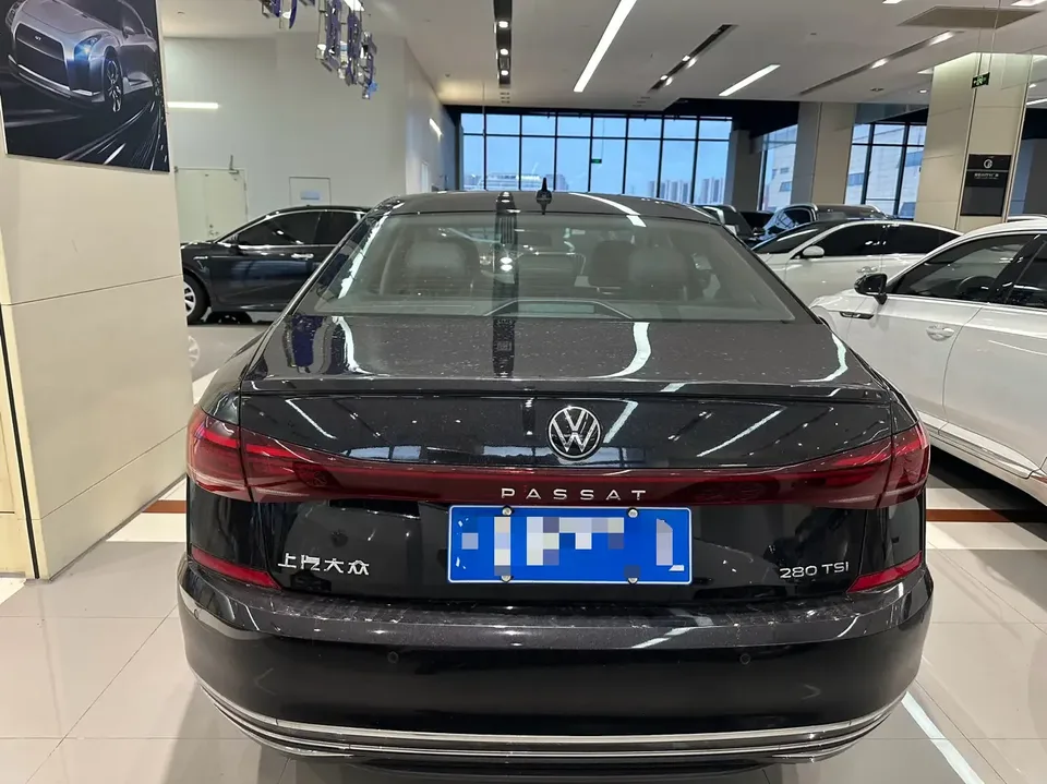 Volkswagen Passat Passat 2024 280TSI Business Edition 2025 — thumbnail 2