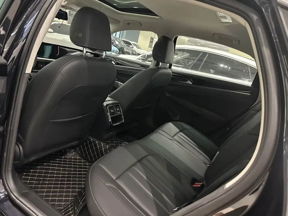 Volkswagen Passat Passat 2024 280TSI Business Edition 2025 — thumbnail 4
