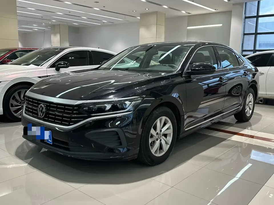 Volkswagen Passat Passat 2024 280TSI Business Edition 2025 — photo 1, buy with delivery to Moscow