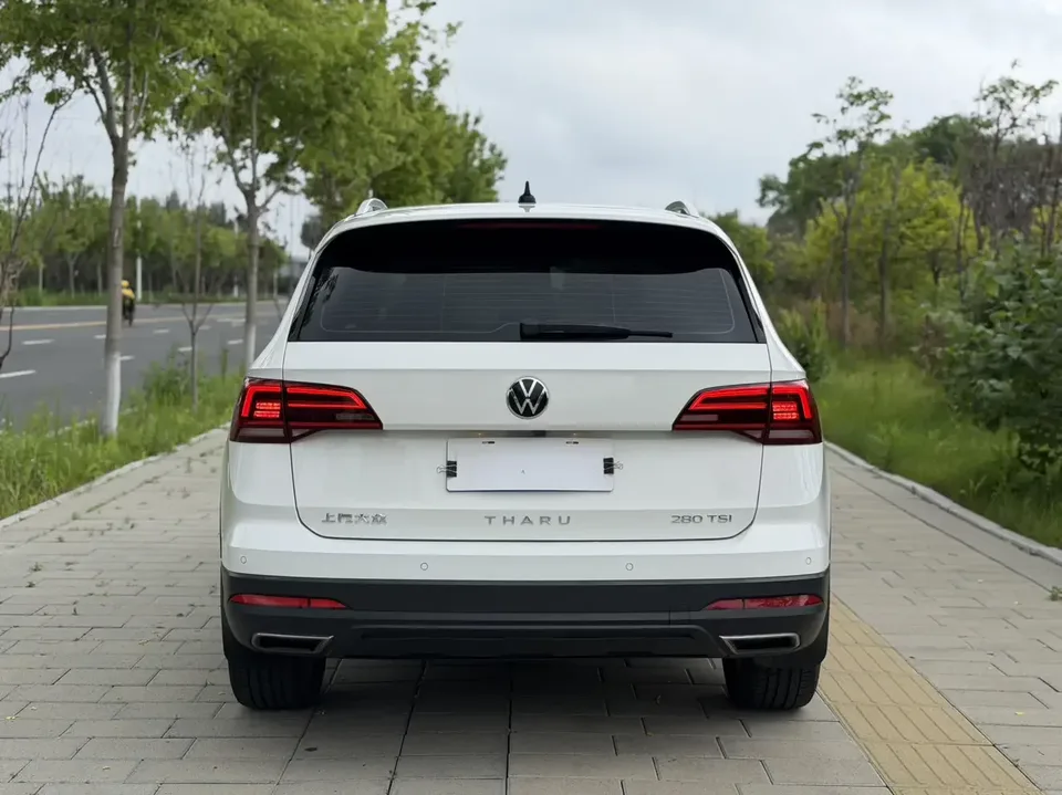 Volkswagen Tharu tuyue 2022 280TSI 2WD Deluxe Edition 2023 — thumbnail 2