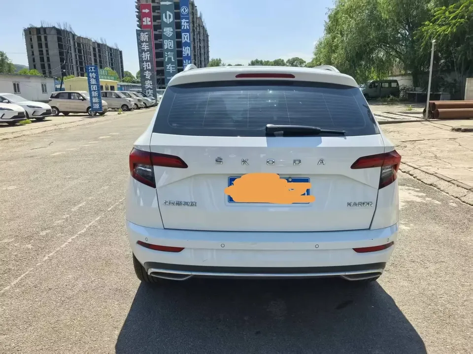Skoda Karoq Korok 2023 TSI280 Luxury Edition 2023 — thumbnail 2