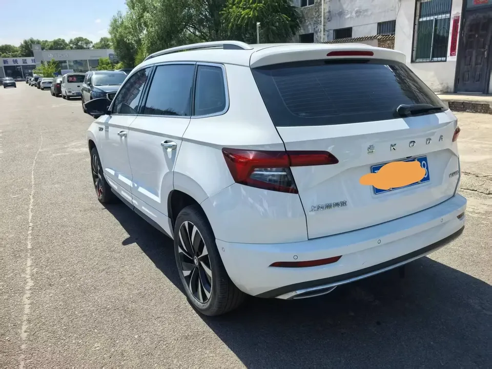 Skoda Karoq Korok 2023 TSI280 Luxury Edition 2023 — thumbnail 4