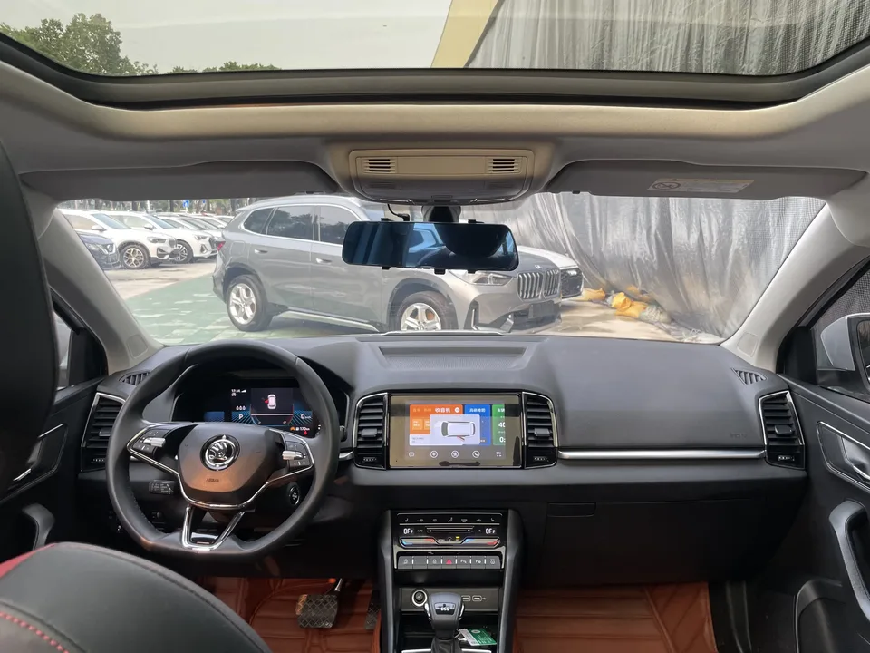 Skoda Karoq Korok 2023 TSI280 Luxury Edition 2023 — thumbnail 5