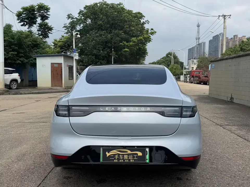 Leapmotor Zero running C01 Zero running C01 2024 Extended Range 216 Comfort Edition 2025 — thumbnail 2
