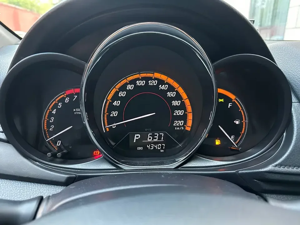 Toyota Yaris L YARiS L to dazzle 2022 X 1.5L CVTPLUS 2022 — thumbnail 5