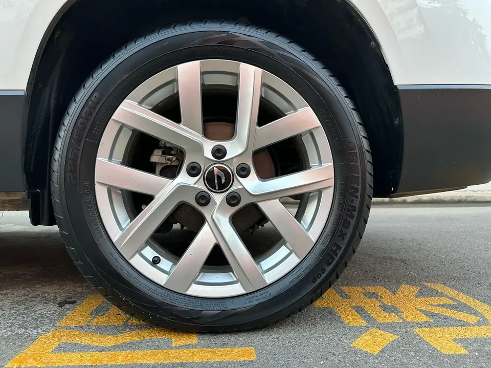 Jetta VS7 Jetta VS7 2023 280TSI Automatic Progressive Edition 2023 — миниатюра 2
