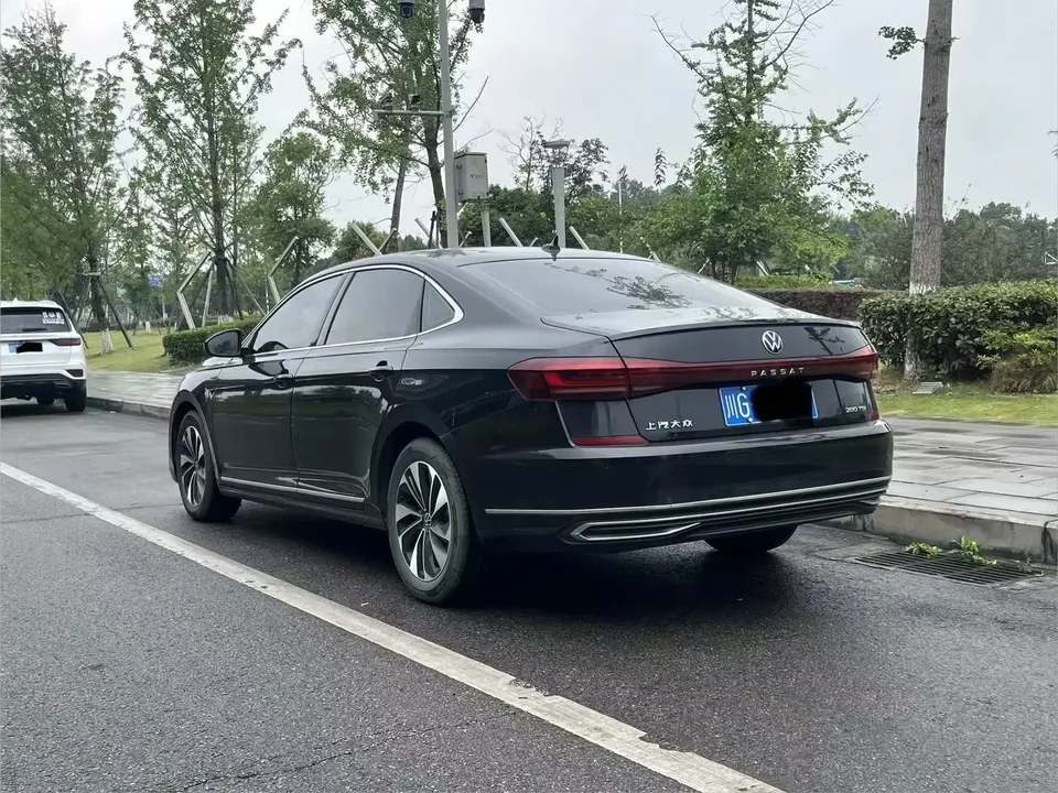 Volkswagen Passat Passat 2023 Modified 280TSI Starry Sky Elite Edition 2023 — thumbnail 4