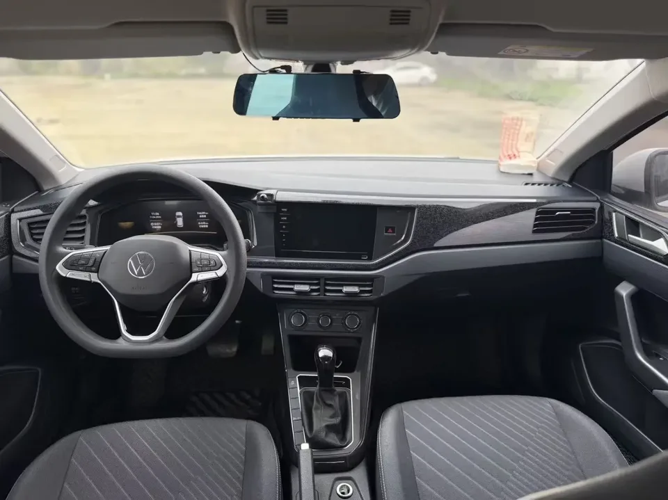 Volkswagen Lavida Lavida 2025 New 1.5L New Yi Edition 2024 — thumbnail 2