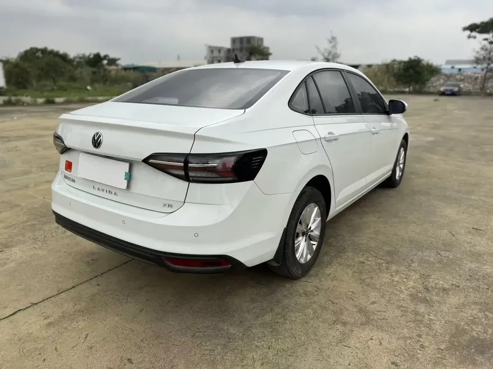 Volkswagen Lavida Lavida 2025 New 1.5L New Yi Edition 2024 — thumbnail 4