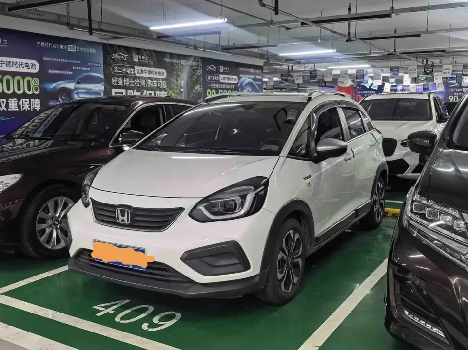 Honda FIT Fit 2021 1.5L CVT Chaoyue Max Edition 2022 — photo 1, buy with delivery to Moscow