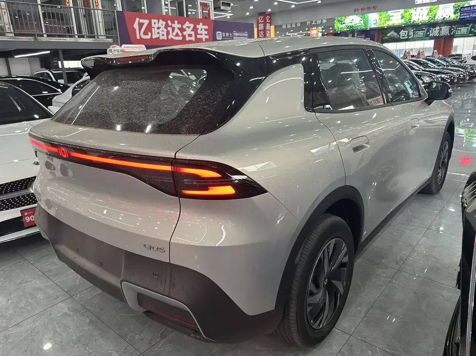 Changan Qiyuan Q05 Changan Qiyuan Q05 2026 405 Air 2026 — thumbnail 2