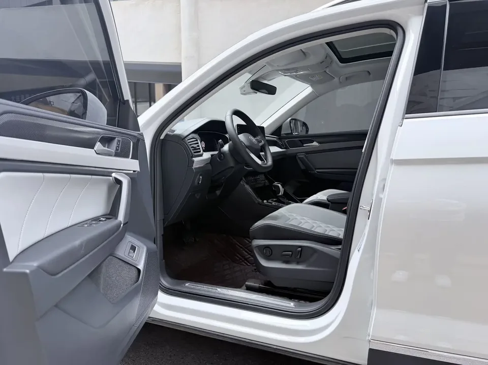 Volkswagen Tayron Tanyue 2023 280TSI 2WD Luxury Plus Advanced Edition 2022 — миниатюра 5