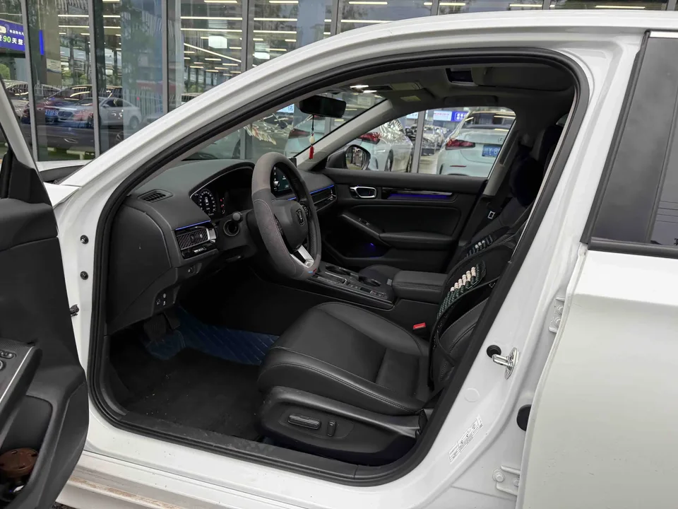 Honda Integra Style 2023 240TURBO CVT Smart Edition 2024 — thumbnail 3