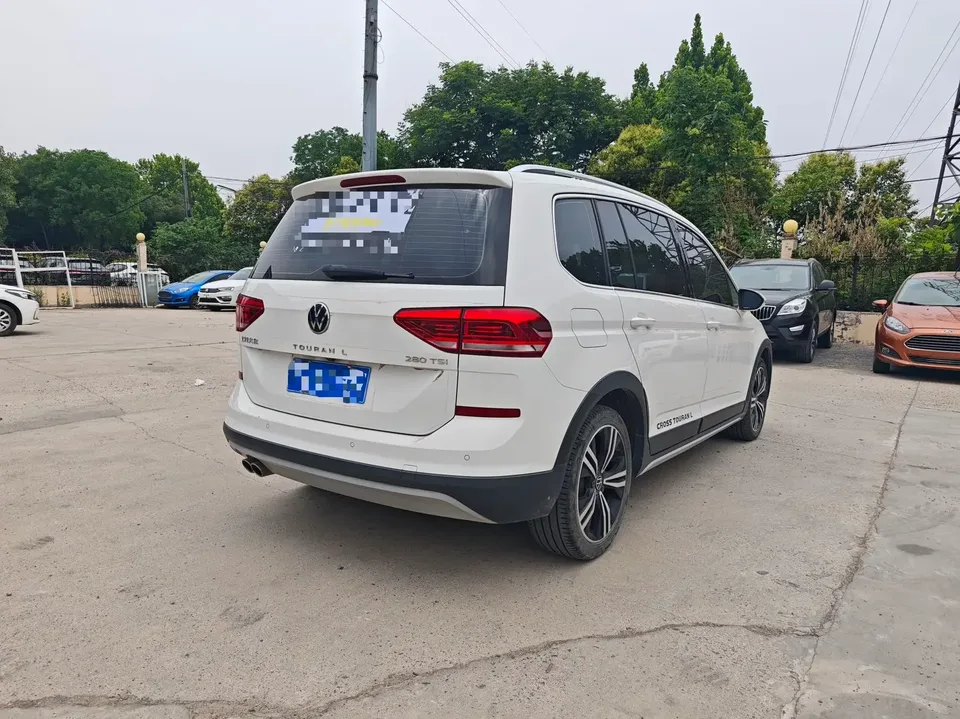 Volkswagen Touran L Touran L 2021 280TSI DSG 7-seater 2023 — thumbnail 2