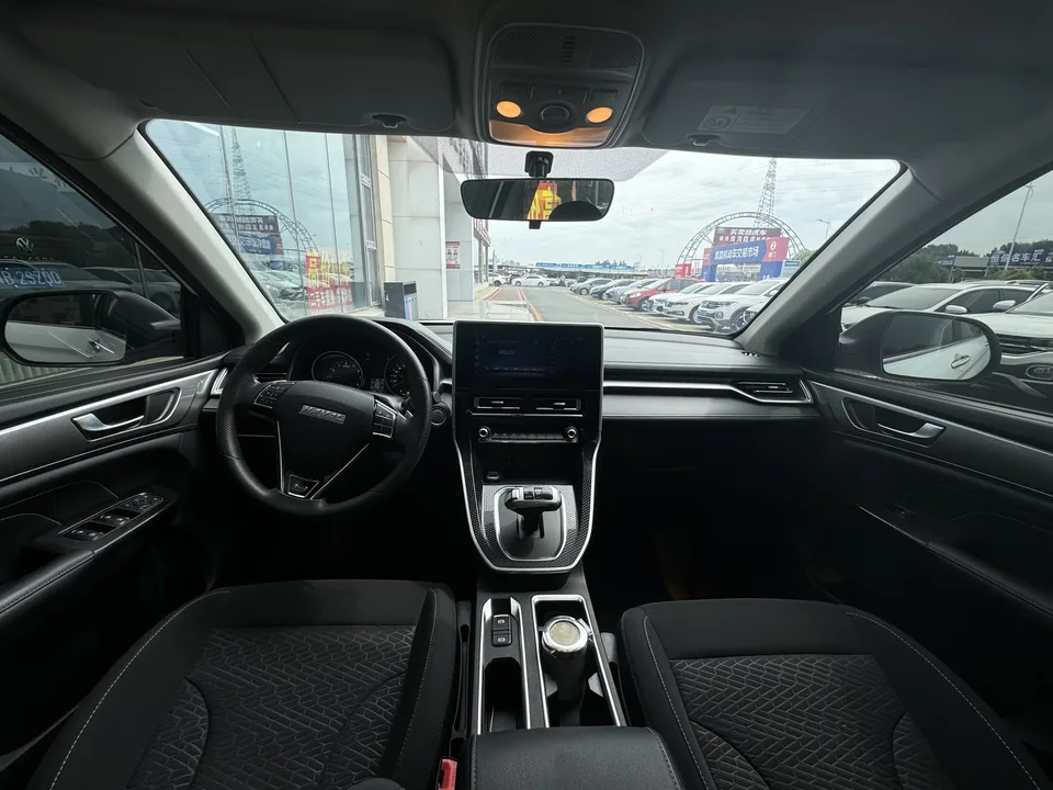 Haval M6 Haval M6 2023 PLUS 1.5T DCT Elite Smart Link 2023 — thumbnail 5