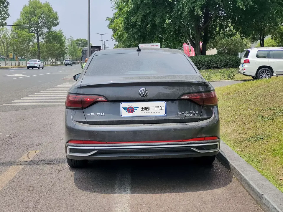 Volkswagen Sagitar Sagitar 2024 300TSI DSG Beyond Edition 2024 — thumbnail 2