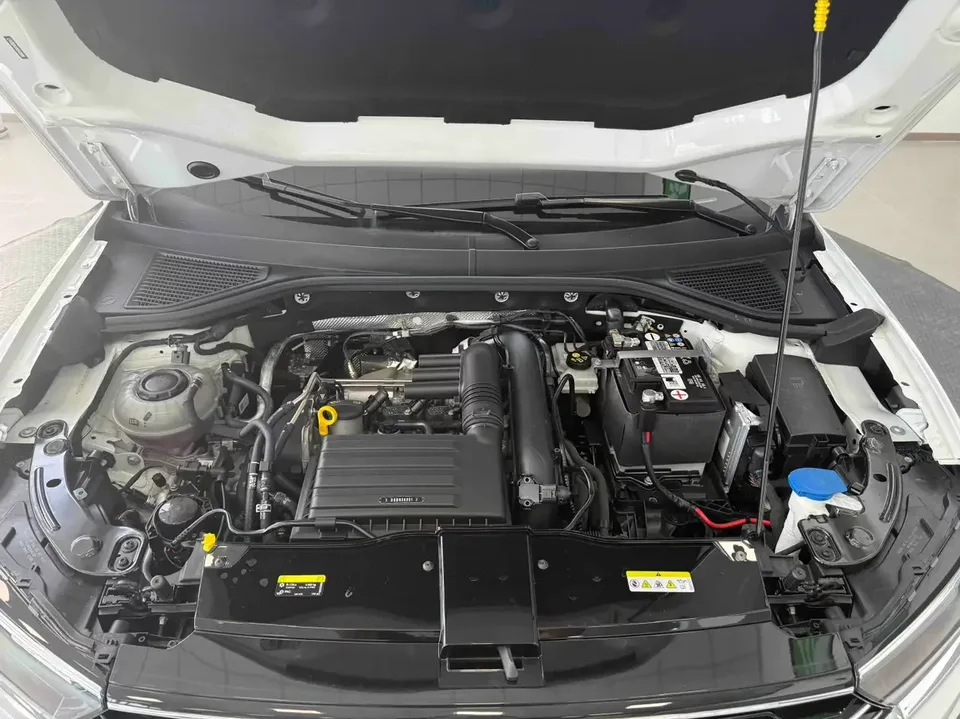 Volkswagen T-Roc TANG 2022 280TSI DSG 2WD Comfort PLUS 2022 — thumbnail 3