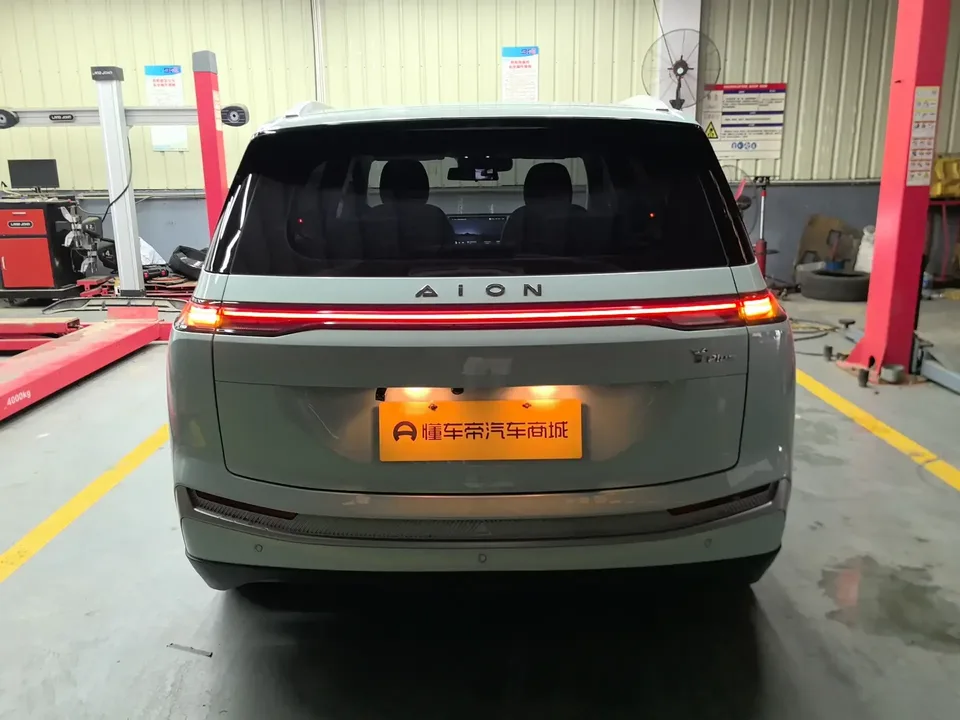 AION Y AION Y 2022 PLUS 70 Smart Edition 2023 — thumbnail 2
