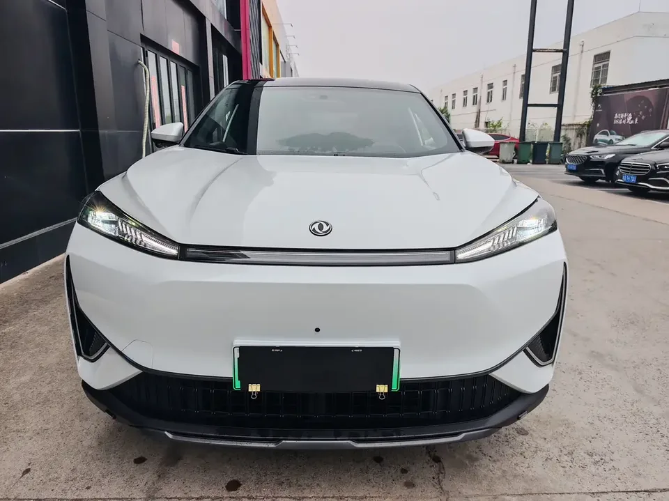 Dongfeng Fengshen L7 EV Fengshen L7 EV 2025 518 Enjoyment Type 2025 — photo 1, buy with delivery to Moscow