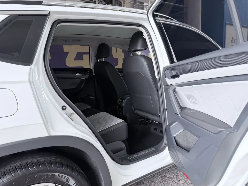 Volkswagen Tayron Tanyue 2023 280TSI 2WD Luxury Plus Advanced Edition 2023 — thumbnail 4