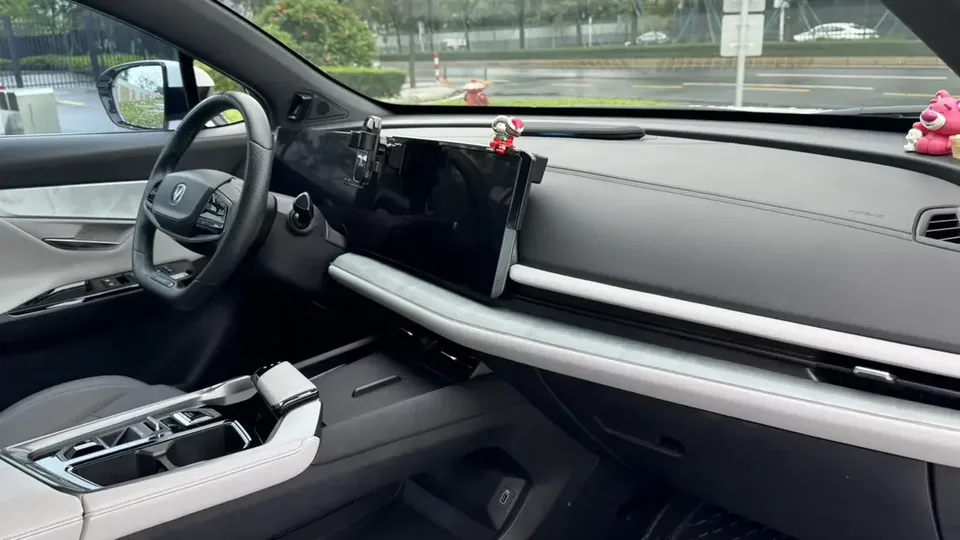 Changan UNI-T Changan UNI-T 2023 Second generation 1.5T premium model 2023 — thumbnail 5