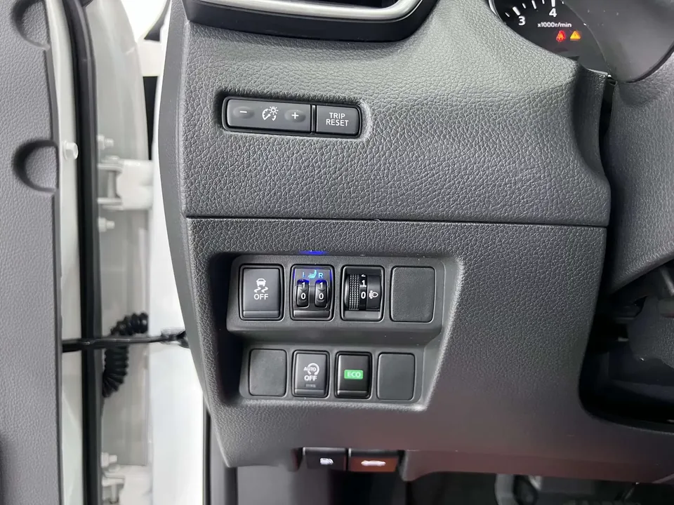 Nissan Qashqai Qashqai 2023 Classic 2.0L Leading Edition 2023 — миниатюра 5