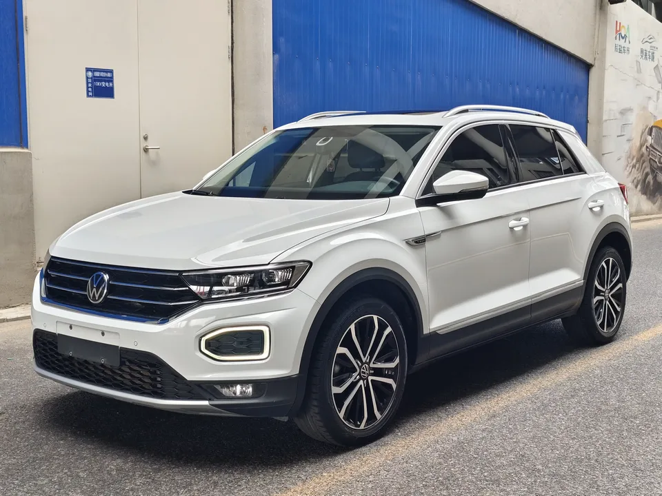 Volkswagen T-Roc TANG 2022 280TSI DSG 2WD Comfort PLUS 2022 — photo 1, buy with delivery to Moscow