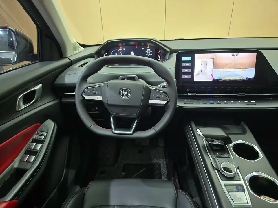 Changan CS55 Plus Changan CS55 PLUS 2022 Second generation 1.5T DCT pilot model 2023 — миниатюра 4