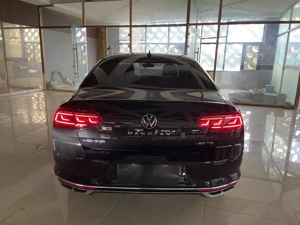 Volkswagen Magotan Magotan 2023 2 millionth anniversary edition 280TSI DSG leading model 2023 — thumbnail 2