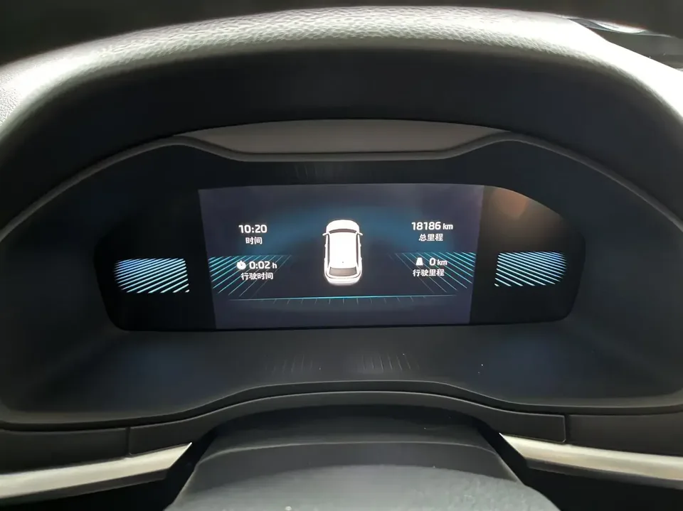 Skoda Karoq Korok 2022 TSI280 Premium Edition 2023 — thumbnail 2