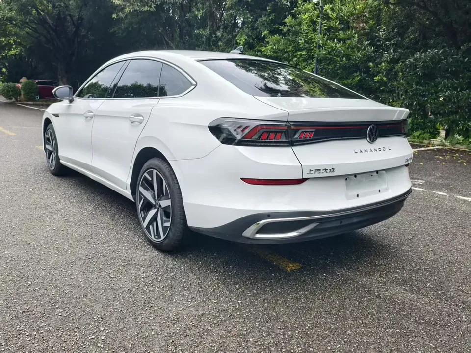 Volkswagen Lamando Lingdu 2024 Lingdu L 280TSI DSG Cool Edition 2024 — миниатюра 2