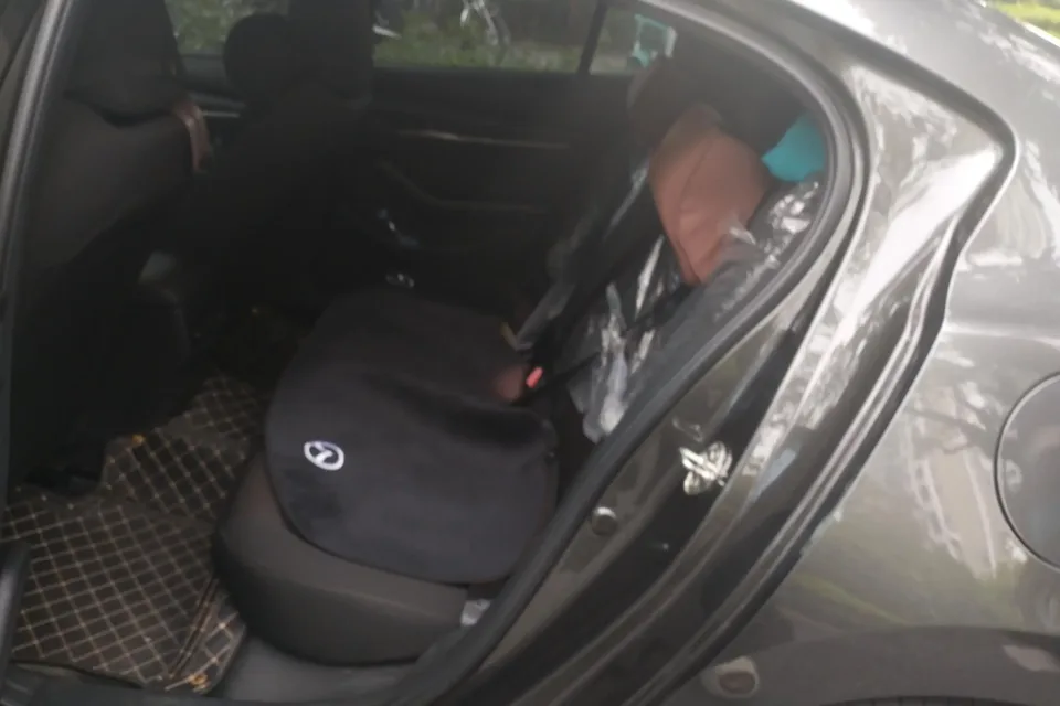 Mazda Axela Mazda3 Angkesela 2021 2.0L Automatic Quality Edition 2022 — thumbnail 5