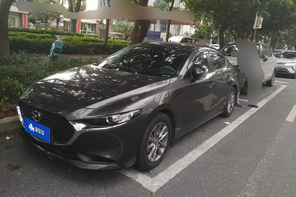 Mazda Axela Mazda3 Angkesela 2021 2.0L Automatic Quality Edition 2022 — photo 1, buy with delivery to Moscow