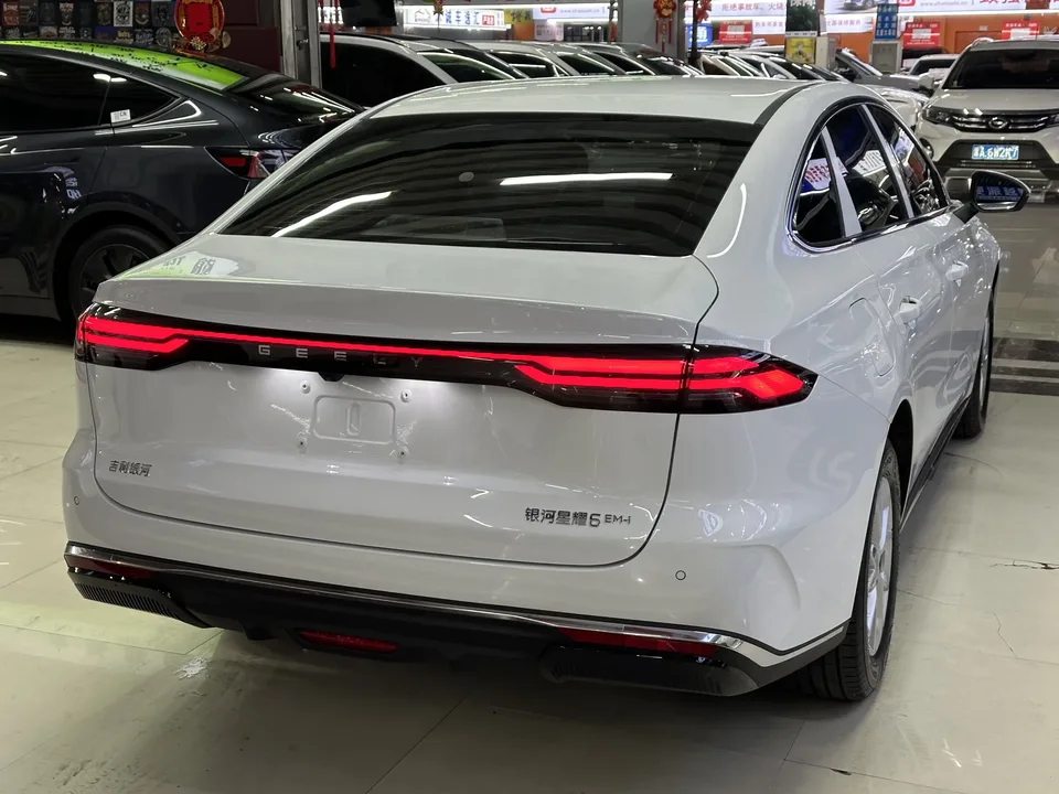 Geely Galaxy Star 6 Galaxy Star 6 2026 60km Exploration Edition 2026 — thumbnail 2