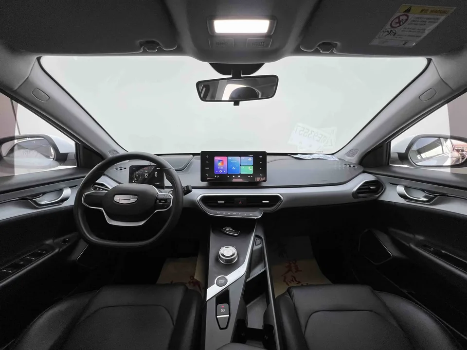 Geely Geometry A Geely Geometry A 2024 410KM Travel Edition 2024 — thumbnail 4